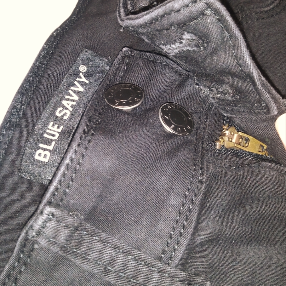 Brand: Blue Savvy Jeans__Sz:1/25__Color Black